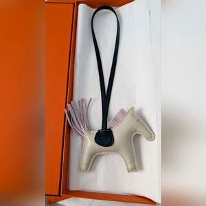 Hermes Rodeo PM Bag Charm‎ Craie Vert Cypress Mauve Pale